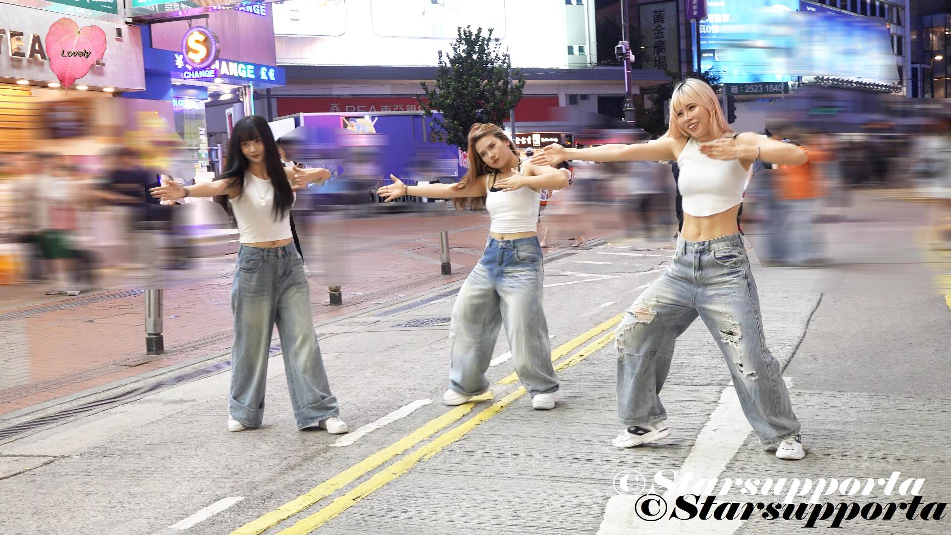 20261009 KPOP dance @ 香港銅鑼灣 E Exit 對出